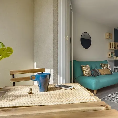 T2 Avec Netflix ,parking Securise ,terrasse *