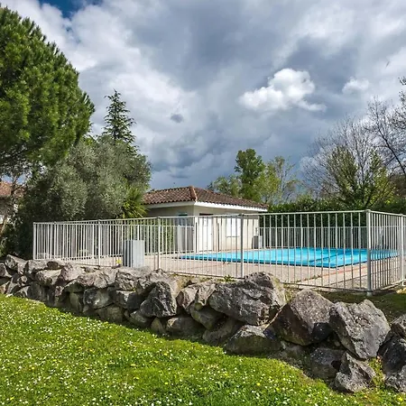 Apartment T2 Avec Netflix ,parking Securise ,terrasse Aucamville